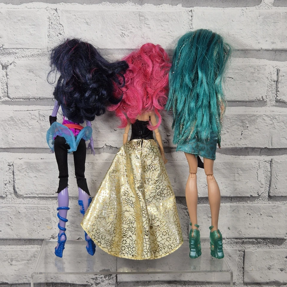 Monster High Doll Figure Bundle x17 Cleo DeNile Clawvenus Swamp Draculaura READ - Image 3 of 4