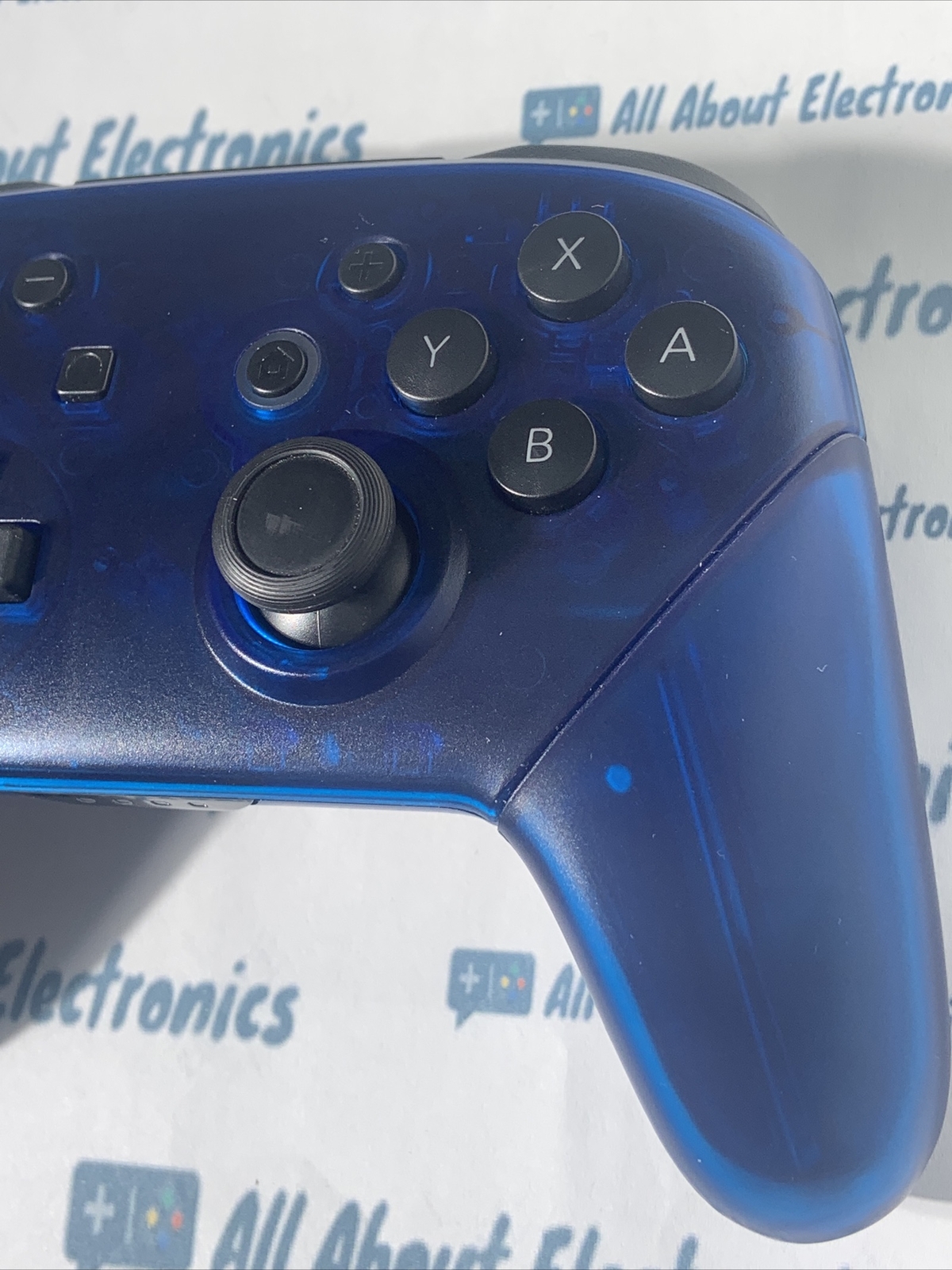 NEW Nintendo Switch Custom Clear Blue Pro Controller Internals are all ...