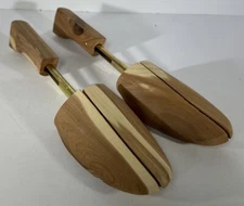 Pair of Vintage Rocchester Shoe Tree Co. Shoe Trees Size Large Preowned