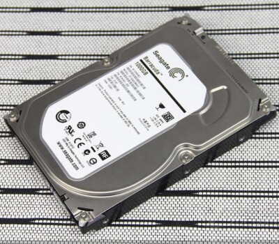 ST1000DM003 Seagate Barracuda 1TB,Internal,7200 RPM,3.5 inch Desktop Hard Drive