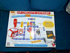 Vtg Elenco Electronic Snap Circuits Extreme 7...