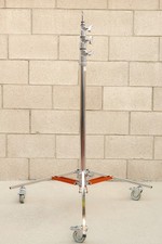 rolling Matthews Hollywood Baby Jr. Triple Riser Baby Stand
