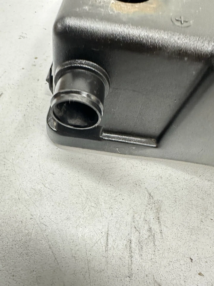 2004-2012 Chevy Colorado GMC Canyon Battery Box Lid Top Cover Hummer H3 2008 T14 - Image 3 of 4