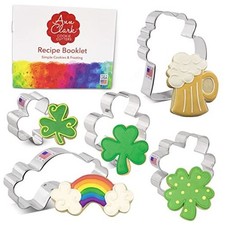 5-Piece St. Patrick's Day Cookie Cutter Set with Recipe Booklet, Shamrock,