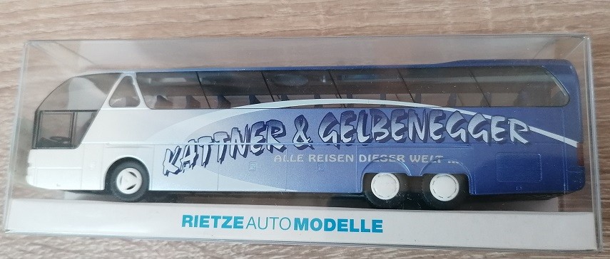 Rietze 64526 - 1/87 Neoplan Starliner Gelbenegger Kattiner (AT) - New