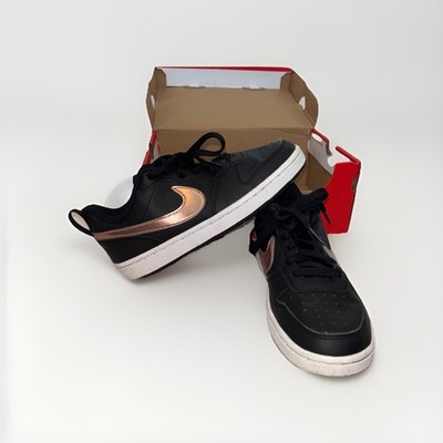 Nike Court Borough Low 2 GS 'Black Metallic Gold Star' sneaker  Size 4 Youth