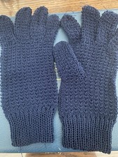 VTG small navy blue crochet gloves from the 60's