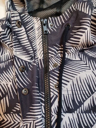 Volcom Jacket Women's Small Water Resistant Windbreaker Zip up Front Snap - Picture 4 of 11