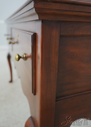 67221: HENKEL HARRIS Queen Anne Mahogany 2 Drawer Server - Picture 16 of 19