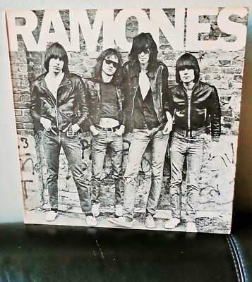 Ramones - Ramones - Vinyl LP - 1978 - PORTUGAL Reissue - aus privatem Nachlass