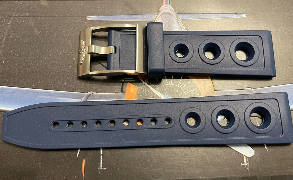 NUEVA CORREA DE GOMA AZUL OEM WIDELING OCEAN RACER 22-20 CON HEBILLA Foto 3 de 4