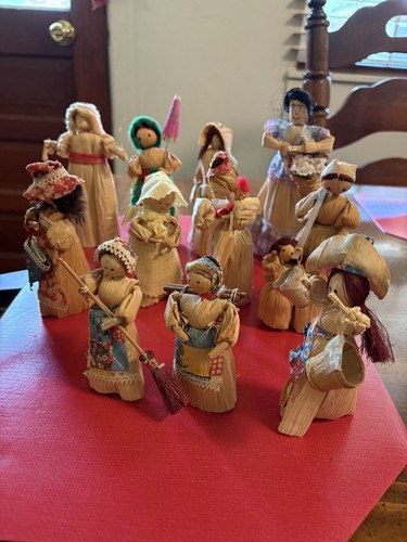 Vintage Lot 11 Corn Husk Dolls, Nice Assortment & Sizes