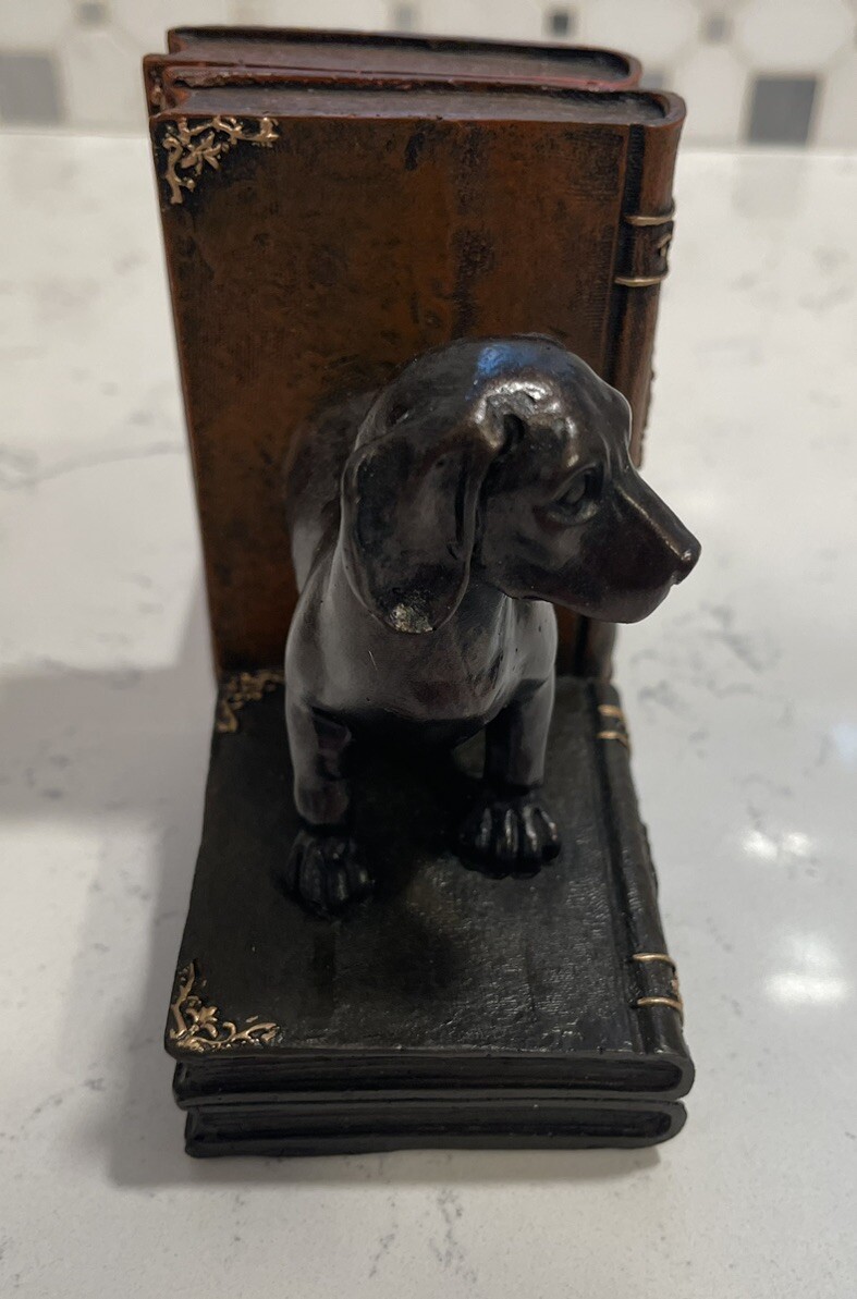 VTG DACHSHUND DOG BOOKENDS MADE BY CRACKER BARREL NIB Coolangatta