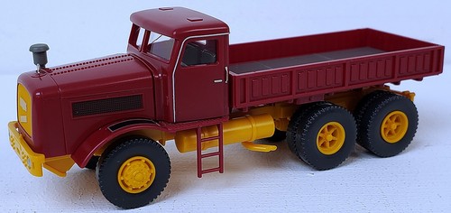 Wiking NEU HO 1/87 Maßstab Kaelble Schwerlast 3-Achs Transport Zugmaschine LKW