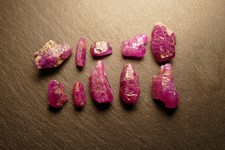 Cristales de rubí sin cortar 2,10 rubíes naturales