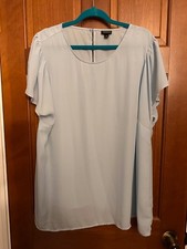 Women  s Plus Size Flowy Blouse