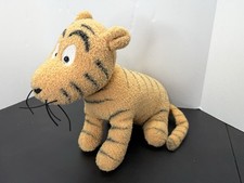 Vintage Disney Store Winnie the Pooh Classic Tigger 14  Plush Stuffed Toy