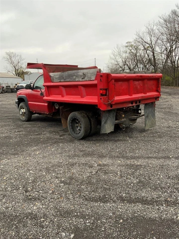 2003-2007 GMC Sierra 2500 Radiator Core Support Classic Style 6.6l Diesel OEM Foto 4 de 4