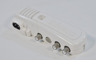 Televes 550104 TV Antenna Distribution  F  Power Supply 12V 220 mA  2 Output