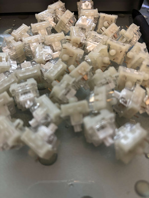 80x KTT Kang White V3 switches hand-lubed with Krytox 205g0