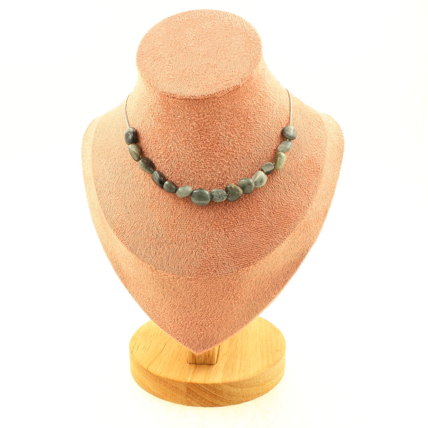 Collier perles Oeil de faucon pour femme, le bijou idéal pour sublimer vos tenues