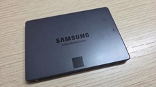 Samsung 860 QVO 4TB - 2,5" SATA III SSD Interno (MZ-76Q4T0)