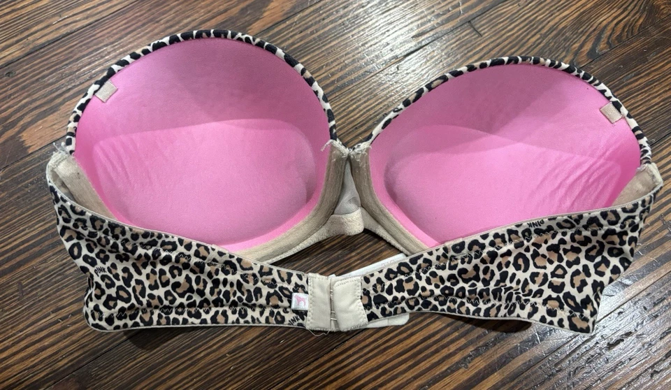 Sujetador push up sin tirantes con logotipo estampado de guepardo de leopardo rosa de Victoria’s Secret talla 34C Foto 3 de 4