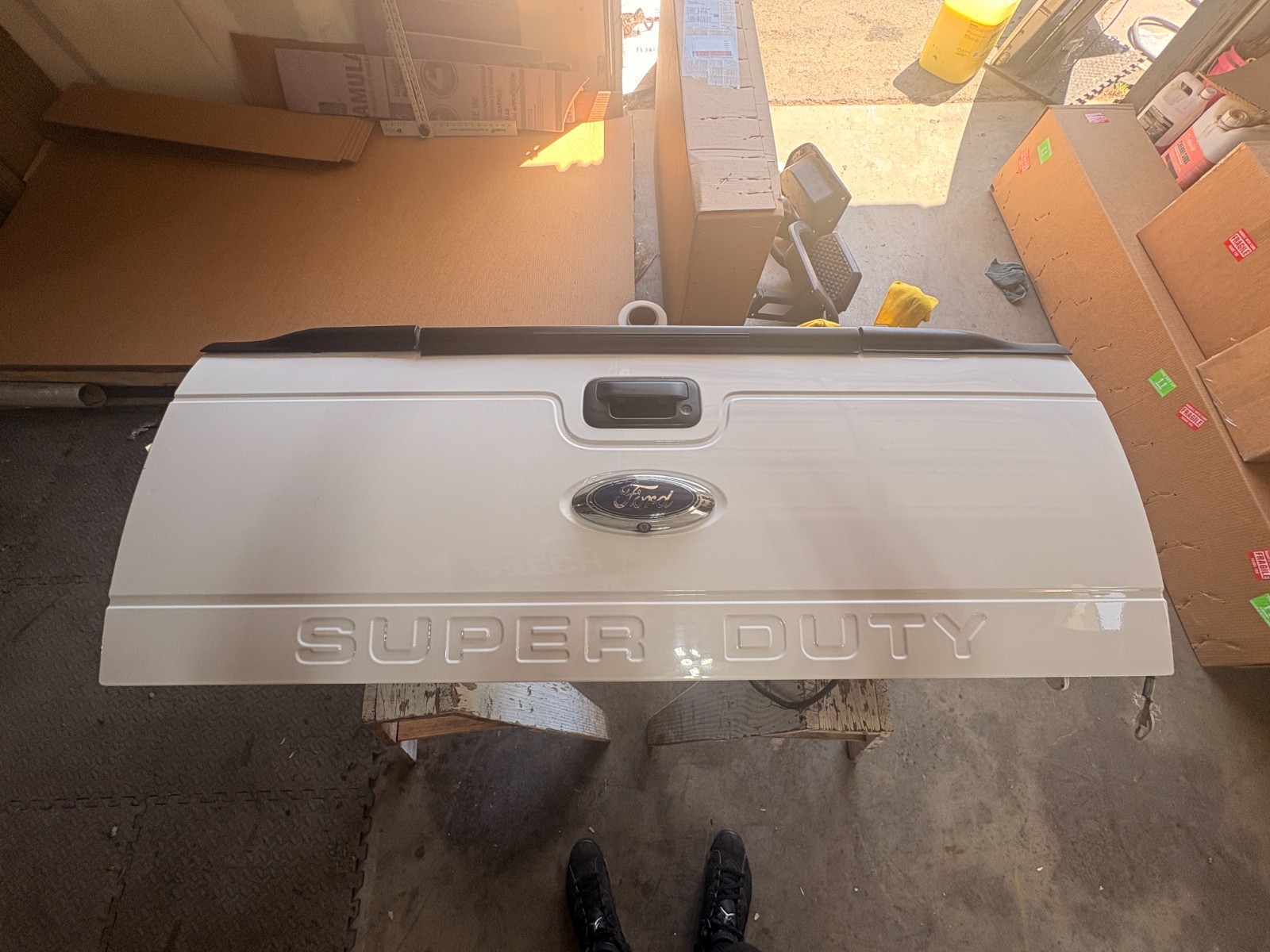 2011-2016 Ford F250 F350 Super Duty Tailgate White OEM w/Step Backup Camera