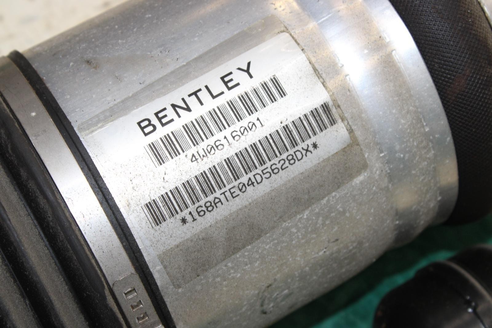 13-18 Flying Spur LR Driver Left Side Air Ride Strut Suspension Factory OEM WTY