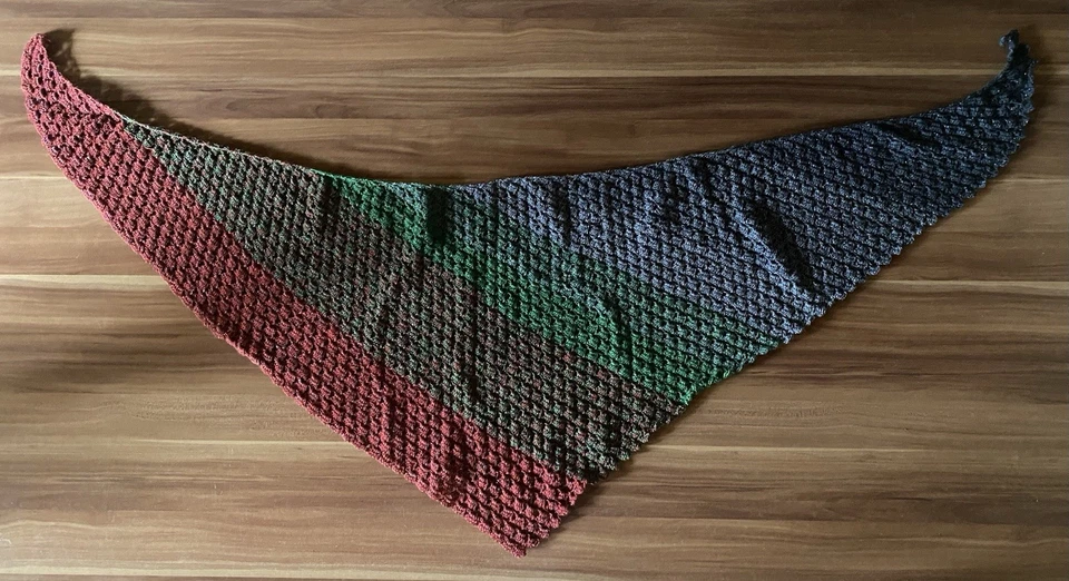 Gehäkeltes Tuch Dreieckstuch Handmade NEU Schal Stola - Bild 4 von 4