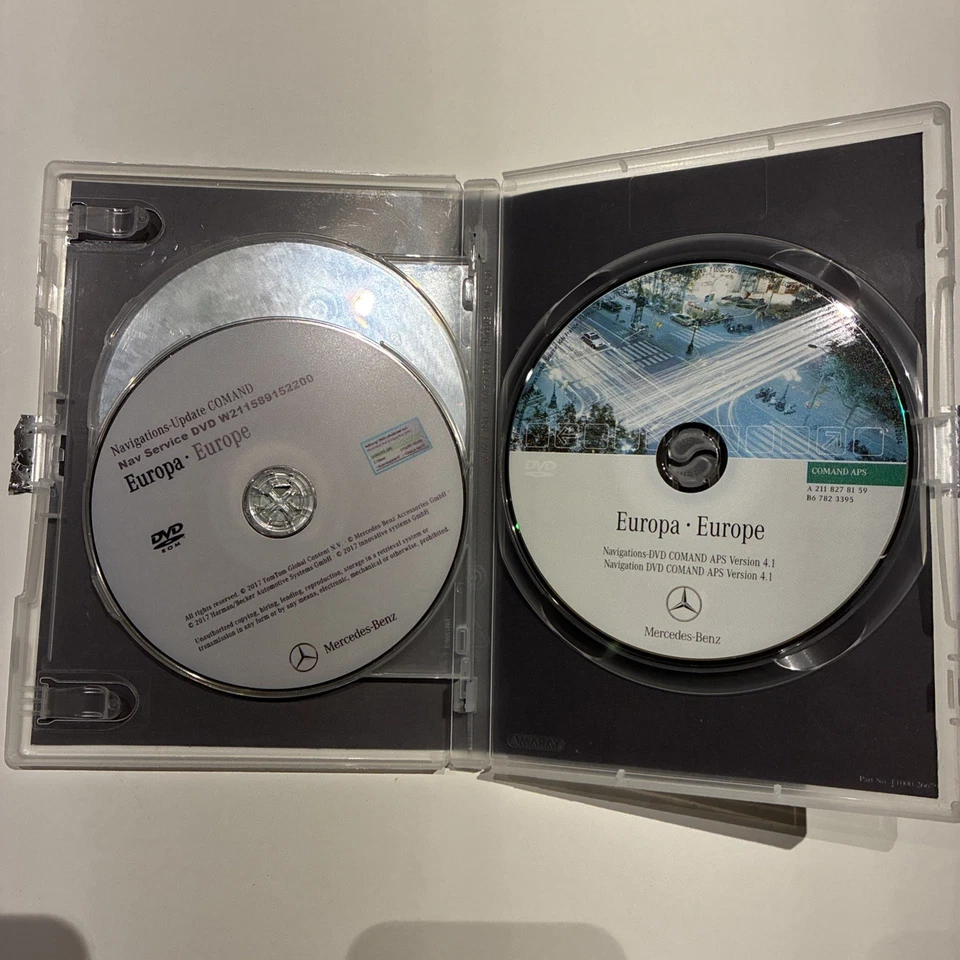 Mercedes Navigations-Update COMAND APS 2018/ 2019  A 211 827 81 59, B6 782 3395 - Bild 3 von 4