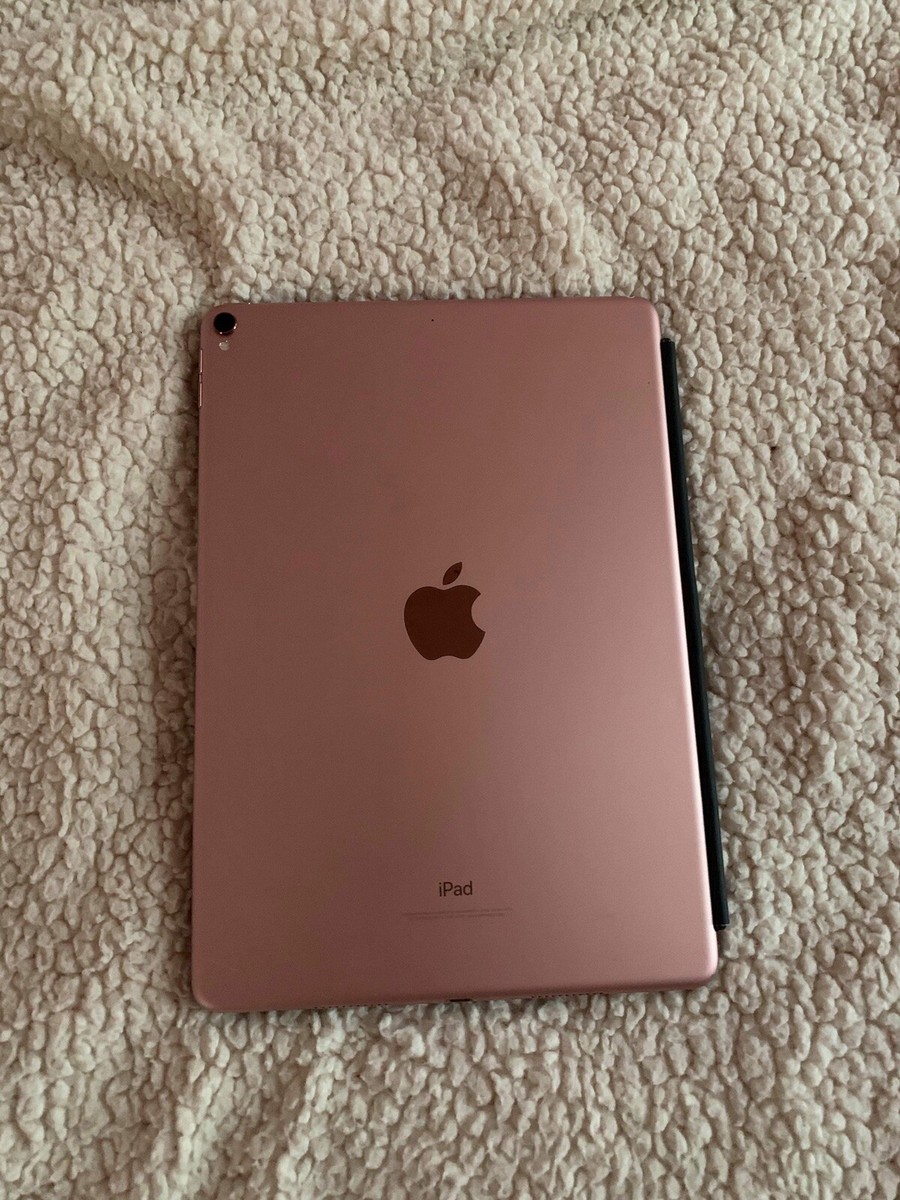 Apple iPad Pro 1st Gen,Bundle Pen & Keyboard, 64GB, Wi-Fi, 10.5 in