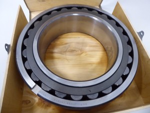 Подшипник 23028 cc w33