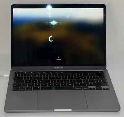Apple MacBook Pro 2020 mit 2,3GHz Intel Core i7 13 Zoll, 32GB RAM, 512GB SSD