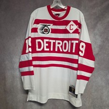 NWOT Mitchell & Ness Authentic Detroit Red Wings Steve Yzerman 19 Jersey Men 2XL