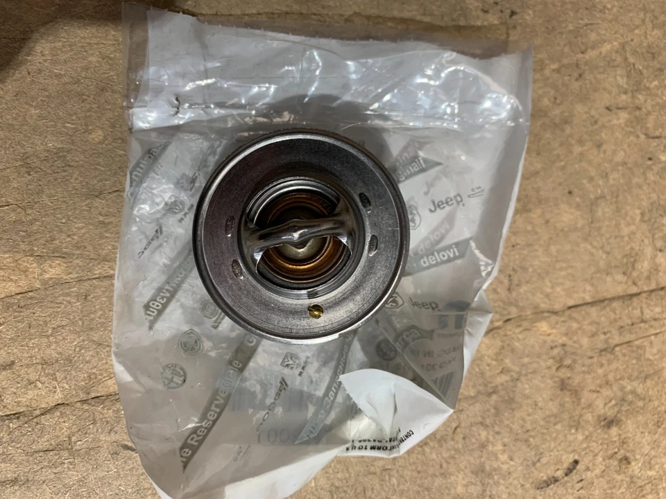 TERMOSTATO JEEP GRAND CHEROKEE 03-04/ WRANGER 03-06 - K52028186AC Foto 4 de 4