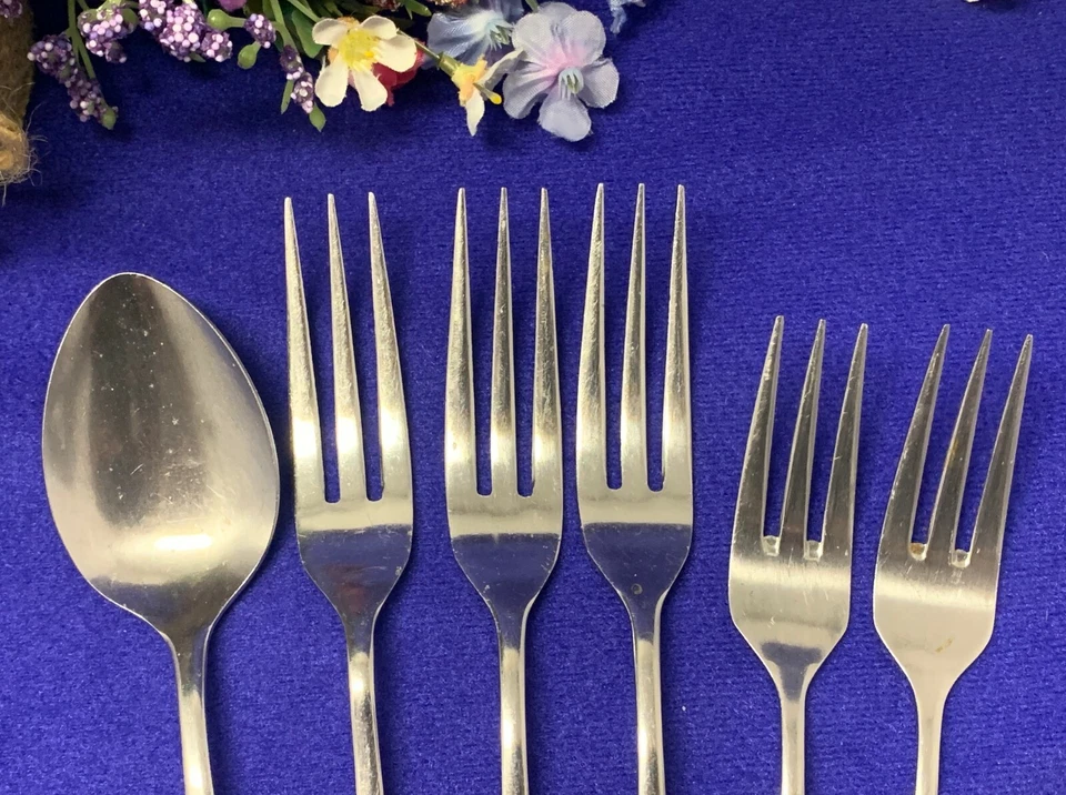 National LARCHMONT~(3)7-3/8"Dinner Forks,(2)6-3/8"Salad Forks,(1)6-7/8"Soup Spn - Image 3 of 4