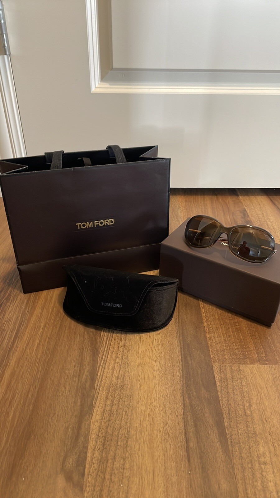 Tom Ford Jennifer купить в Америке, лот 