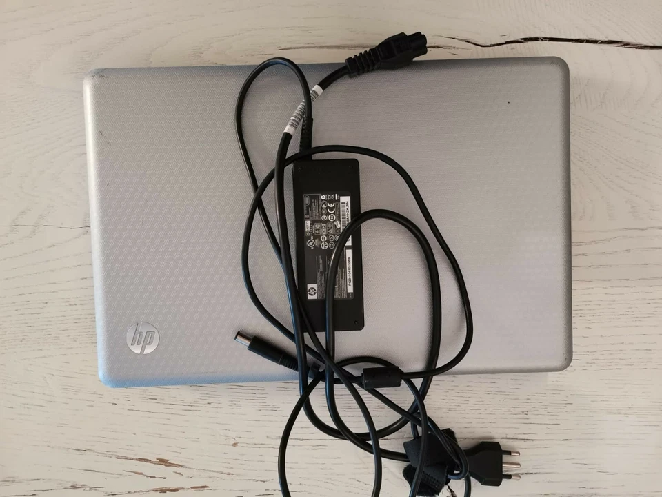 Notebook HP 15" processore i3 anno 2011 - Immagine 3 di 4