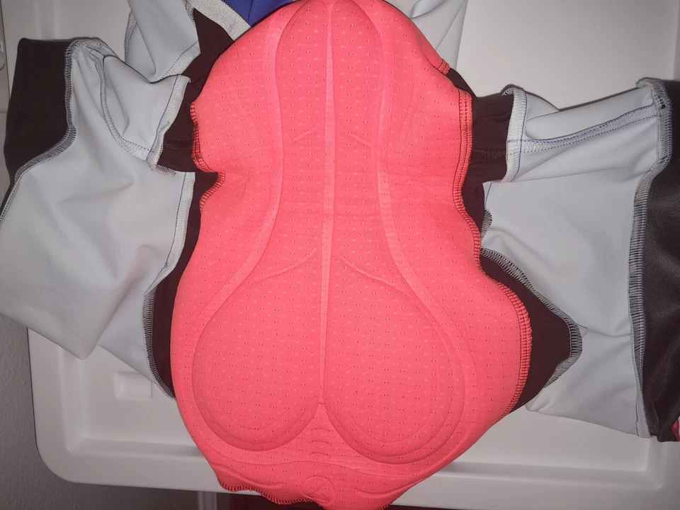 VOLO BIKE SINGLET ACOLCHADO, desgaste técnico para bicicleta, hecho en Italia, mediano Foto 4 de 4