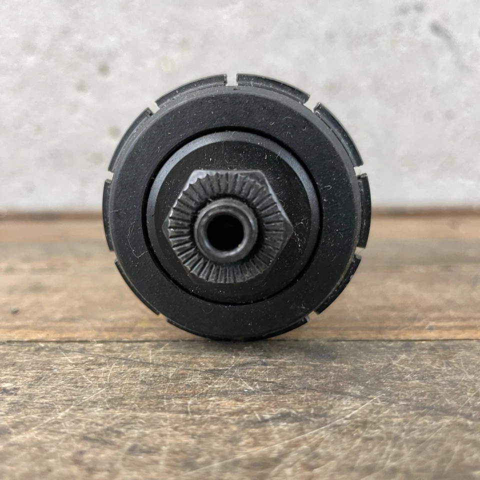 Vintage Mavic Aksium Front Hub 20h 20 Hole  Straight Pull 100 mm Race Road - Image 2 of 4