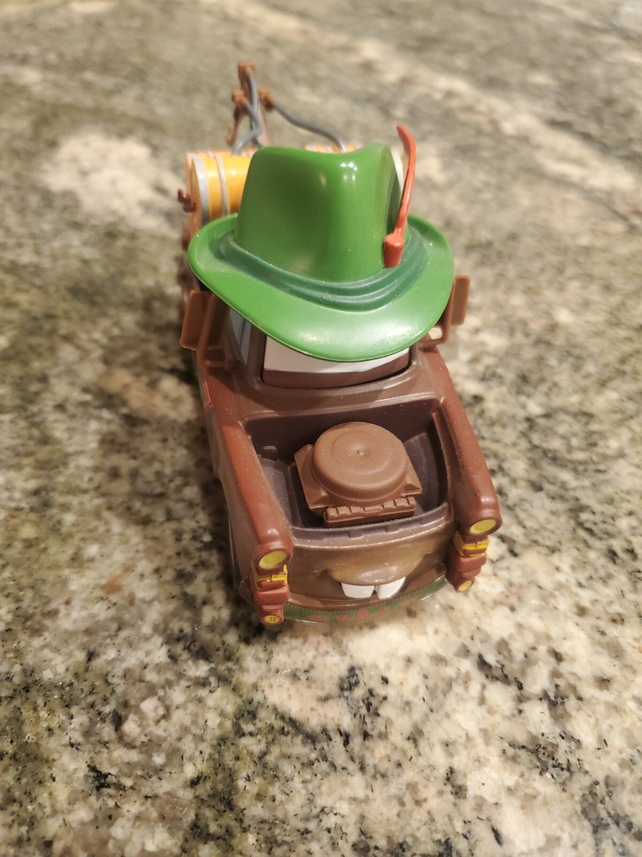 Disney Store Cars 2 - Die Cast Collector - MATERHOSEN Mater - 1:43
