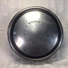 Vintage, Ford Motor Company , 10.5" Dog Dish Centre Hub Cap