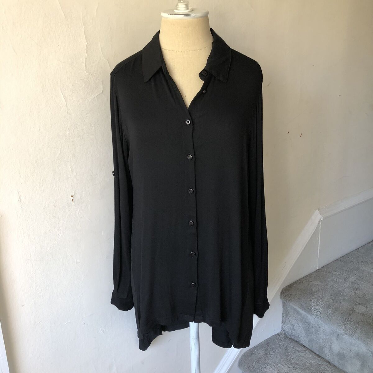 STARK X Black Mixed Media Button Down Long Sleeve Uneven STARK X Black Mixed Media Button Down Long Sleeve Uneven