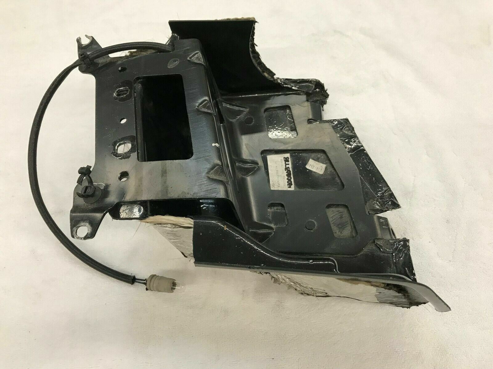 LAMBORGHINI GALLARDO PASSENGER RIGHT TAIL LIGHT HEAT SHIELD BRACKET COMPLETE OEM