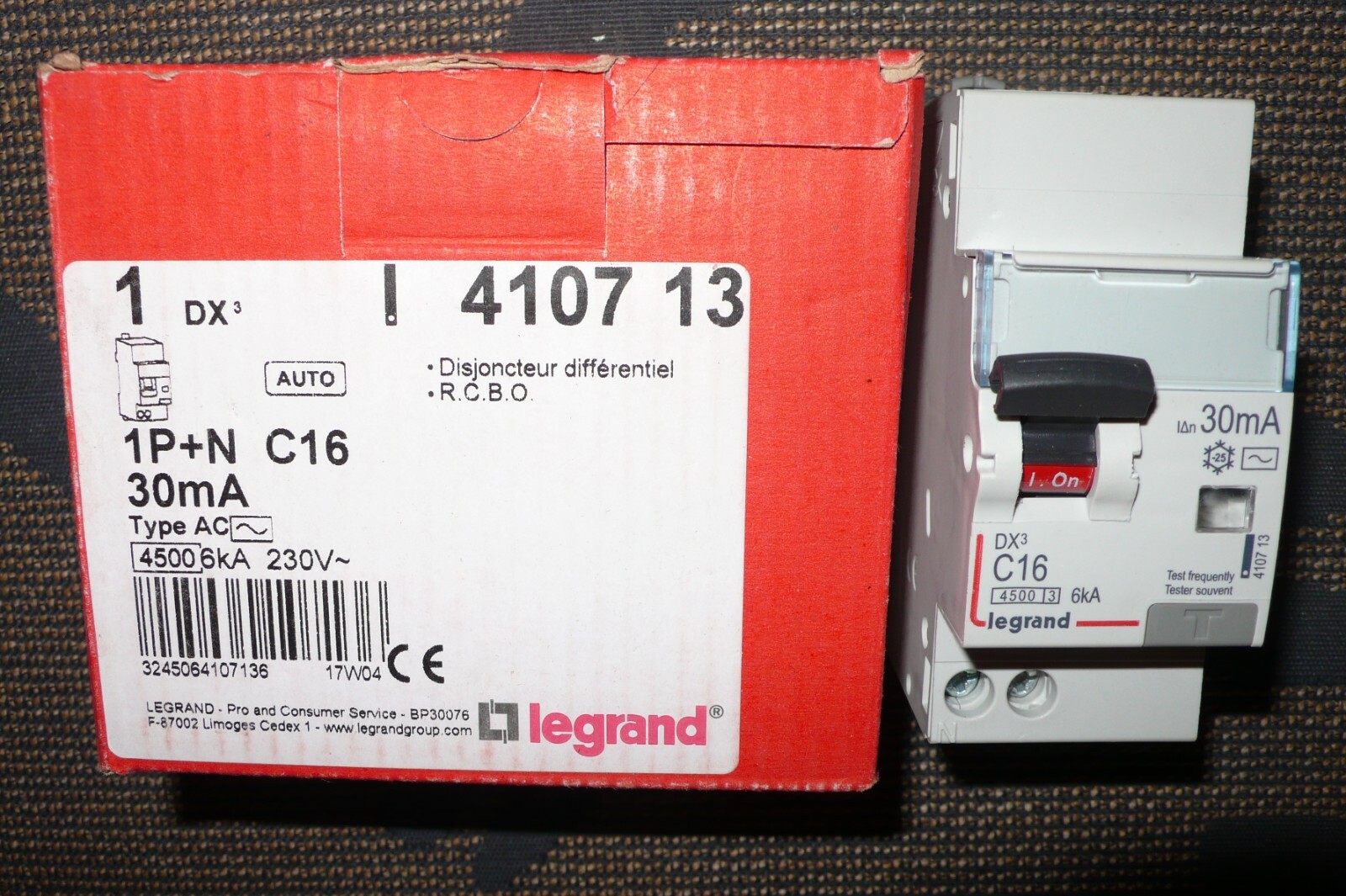 Disjoncteur différentiel Legrand 410713 16A 30mA AC peignable pour tableau