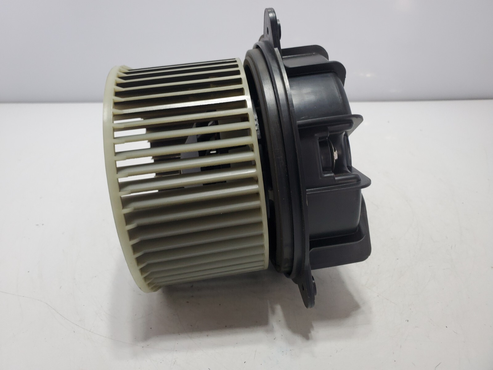 ✅ 13-19 OEM Maserati GT Sport M145 Front HVAC Heater Blower Motor Assembly 51k