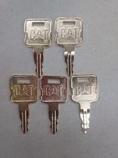 5  Lowboy Driver, Truck Cat Keys Caterpillar Heavy Equipment CAT 5P8500