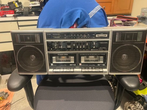Realistic Modulaire 2250 Boom Box Tested 80's Vintage Cassette Player