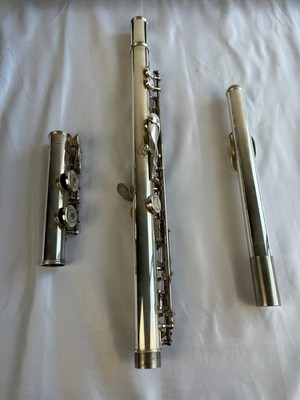 YAMAHA Flute YFL-211S Intermediate Level Instrument for sale